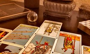 Fortune telling on the tarot for the future